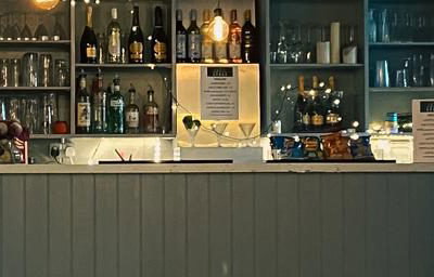 Bar & Reception 4