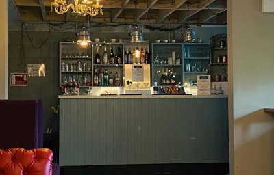 Bar & Reception 4