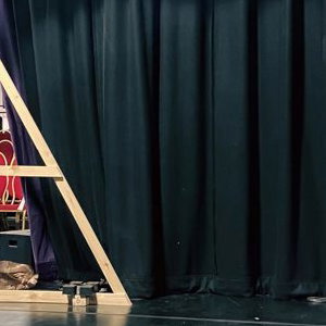 Backstage 4