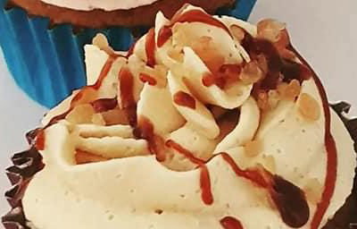 Strawberry and butterscotch cupcakes
