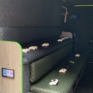 Gaming Van inside2