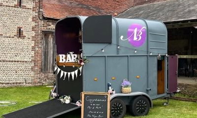 The Neigh bar