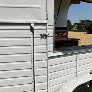 TT Catering | Luxury Horse box hire