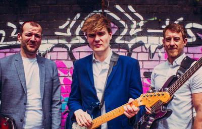 Club Class Band