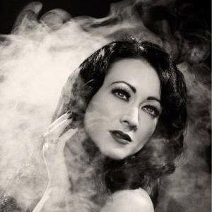 Elouise Bond Image