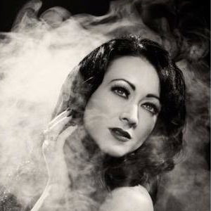 Elouise Bond Image