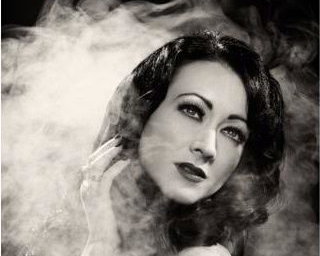 Elouise Bond Image