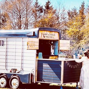 Wedding bar 