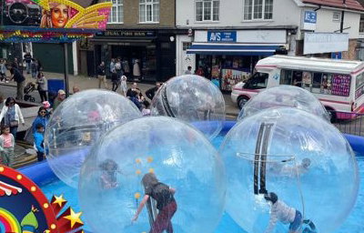 Water walkers zorbing 