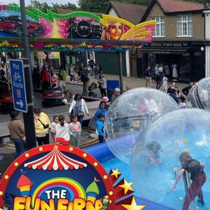 Water walkers zorbing 