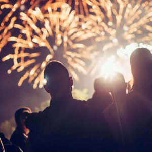 Mesmerizing Fireworks Display - A Night to Remember!