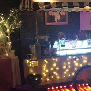 Night time service ready to give great ice-cream