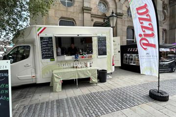 Street Food Pizza