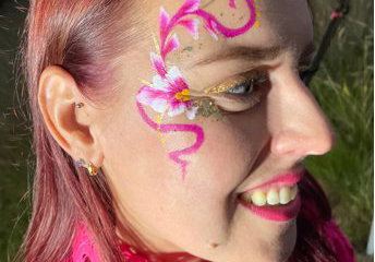 Dancing Brush Face Painting