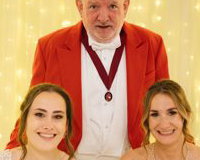Lizzie & Chloe cropped