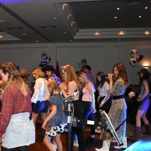 Line dance calling