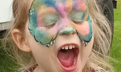 Facepainting with wilma