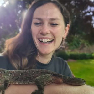 Mossy gecko with guest.