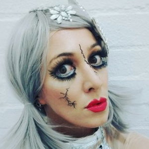 Themed entertainment 