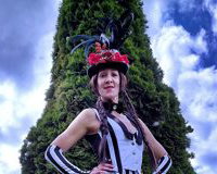 Black tie dinner stilts