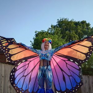 Stilt walking 
