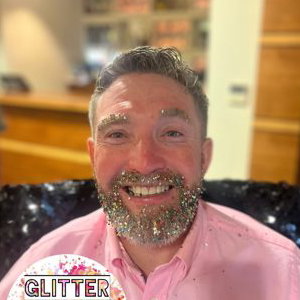 Beard + Glitter = cool 