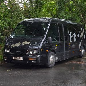 Black 16 party bus