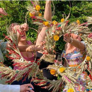 Norwich 11:5 Dried Floral Wreath Wrokshop The Crafty Hen.jpeg