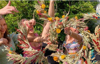 Norwich 11:5 Dried Floral Wreath Wrokshop The Crafty Hen.jpeg