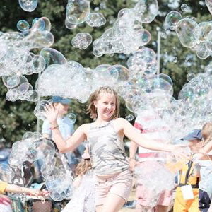 The Amazing Bubble show (1).jpg