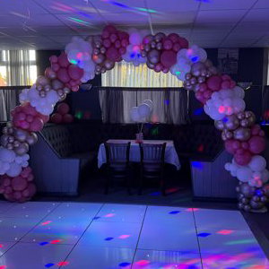 Balloon arch