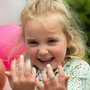 Glo Kids Mini Manicures