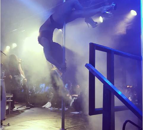 Pole Dancer in Wigtown