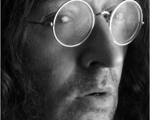 LennonMacca2