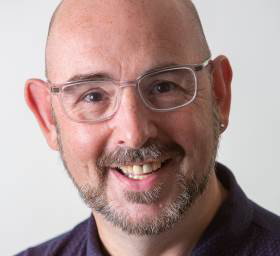 Joe Headshot smile 2021
