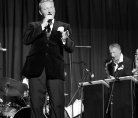 Jonny Gray Swing Singer
