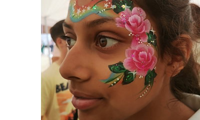 Snazzy Roo Face Painting & Glitter