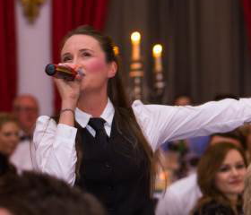 Sing Out Waitresses & Waiters