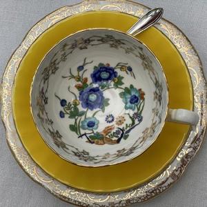 Aynsley yellow trio