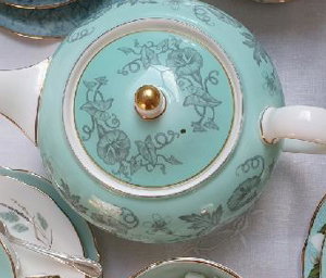 Blue tepot 2