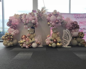 Pretty Little Balloon Decor